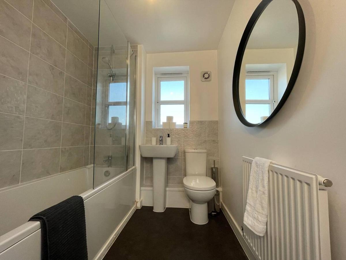 Апартаменты Cosy 2Br Retreat, Near Uni & Qe Hospital, Parking Бирмингем Экстерьер фото